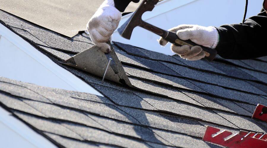 Professional gutter cleaning in South Londonderry, VT